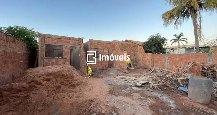 Casa de 02 quartos com suíte no nossa senhora das graças.