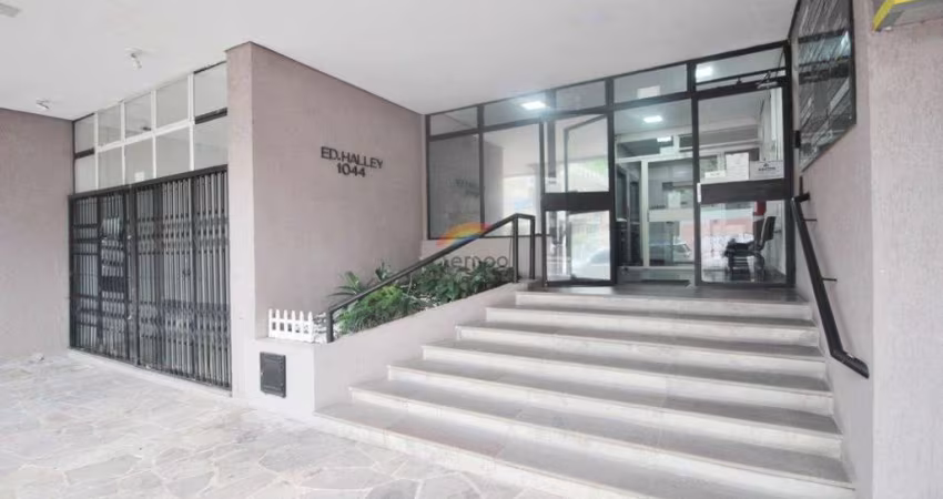 Apartamento com 02 dormitórios e 1 vaga coberta no Centro de Novo Hamburgo.