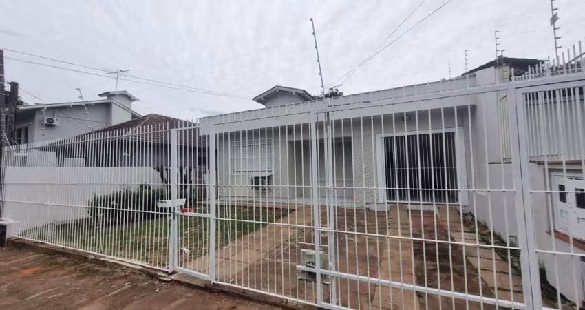 Casa Residencial de 3 quartos no bairro Ideal