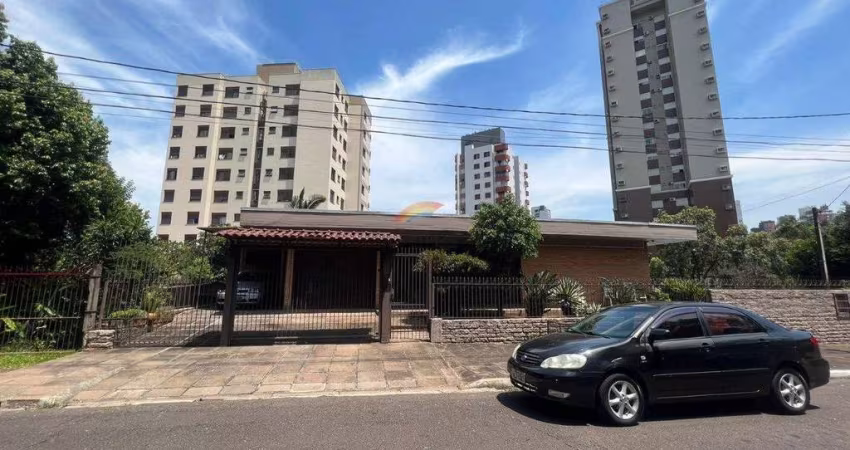 casa com ótima localização, com 4 dormitórios sendo 1 suíte