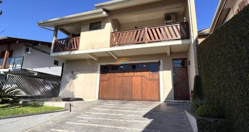 CASA 3 DORMITÓRIOS(1SUÍTE)