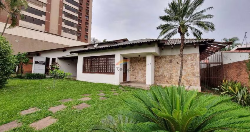 Casa Comercial