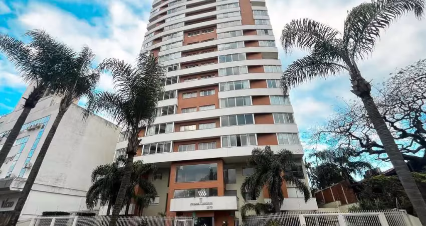 Amplo apartamento na avenida maurício cardoso, 3 suítes e 3 box