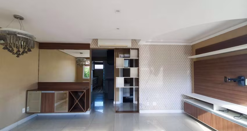 Casa com 03 dormitórios em condomínio fechado - Novo Hamburgo.