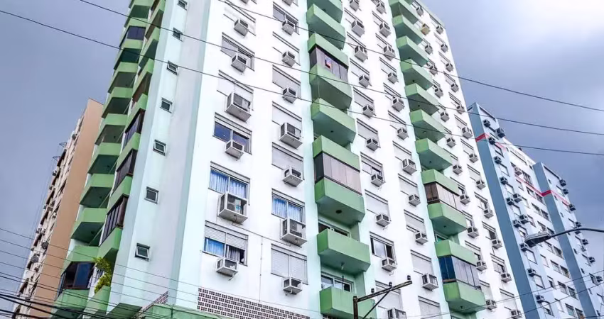 Apartamento 1 dormitório no centro com elevador e sacada