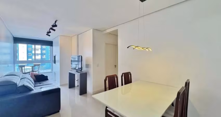 Apartamento mobiliado, 2 dormitórios (1 suíte), 2 vagas, churrasqueira no bairro vila rosa em novo hamburgo/rs