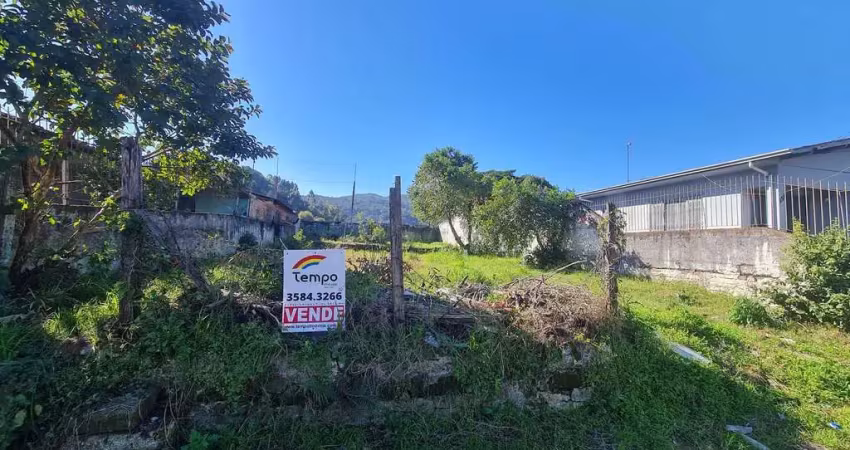 Terreno à venda na Rua Chapecó, 246, São José, Novo Hamburgo