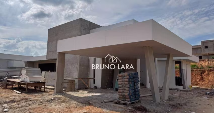 Casa à venda / Condomínio Gran Royalle