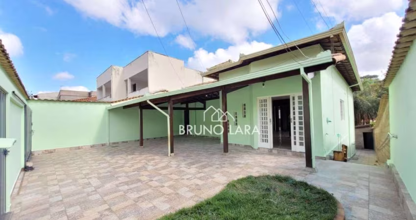 Casa disponível para locação no bairro Padre Eustáquio, Igarapé-MG.