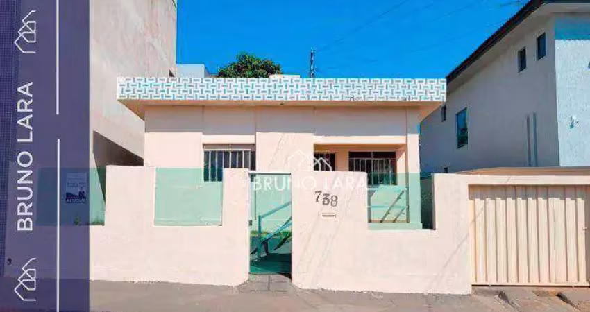Casa disponível para locação no Centro - Igarapé/MG.