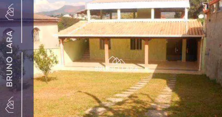 Casa de 03 quartos para locação em igarapé bairro vale do amanhecer!