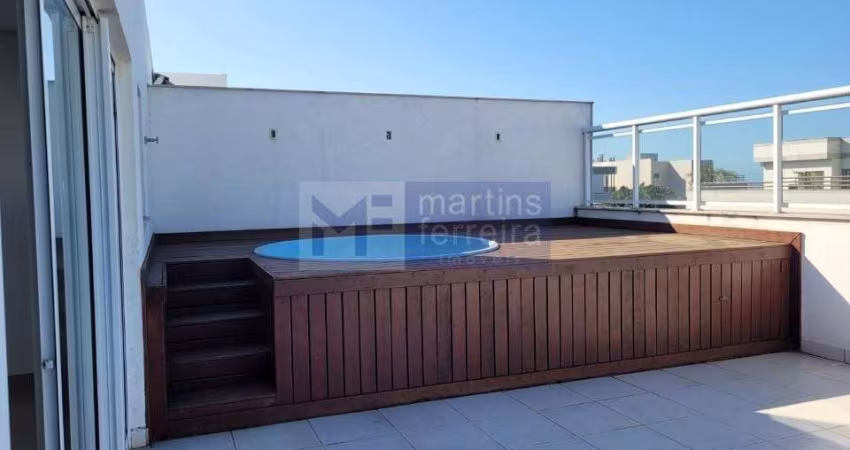 Excelente cobertura a  venda no bairro Recreio dos Bandeirantes  5 Suítes, 6 Vagas, 330M².