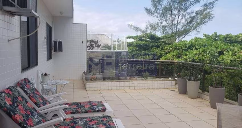 Apartamento à venda 3 Quartos, 1 Suite, 2 Vagas, 231M², Recreio dos Bandeirantes, Rio de Janeiro -