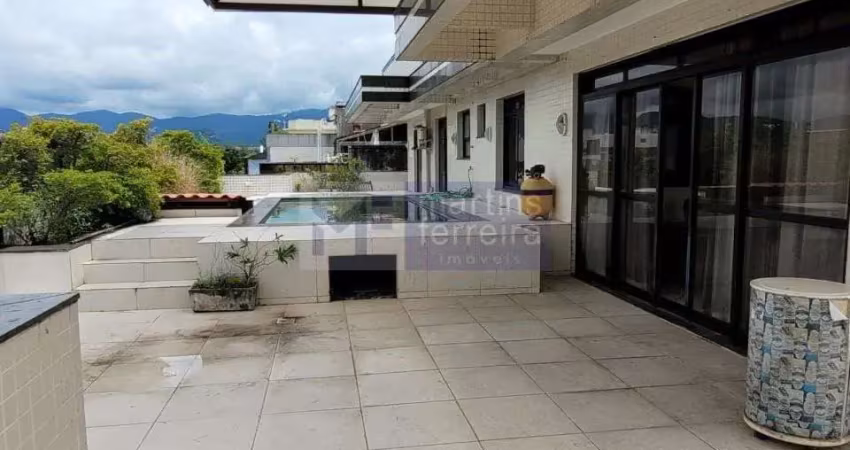 Cobertura a venda no bairro recreio dos bandeirantes 3 quartos sendo 1 suíte, 3 vagas, 389m².