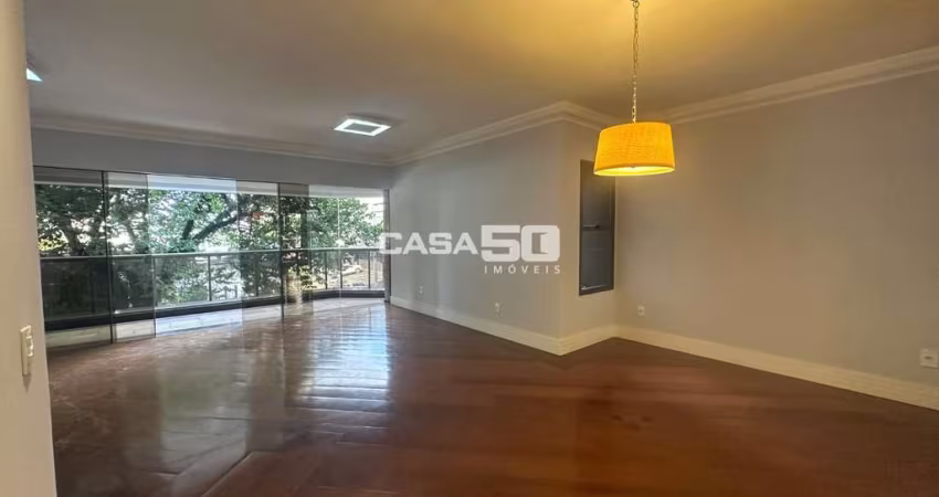 Apartamento com 4 quartos para alugar na Rua Maria Monteiro, 897, Cambuí, Campinas