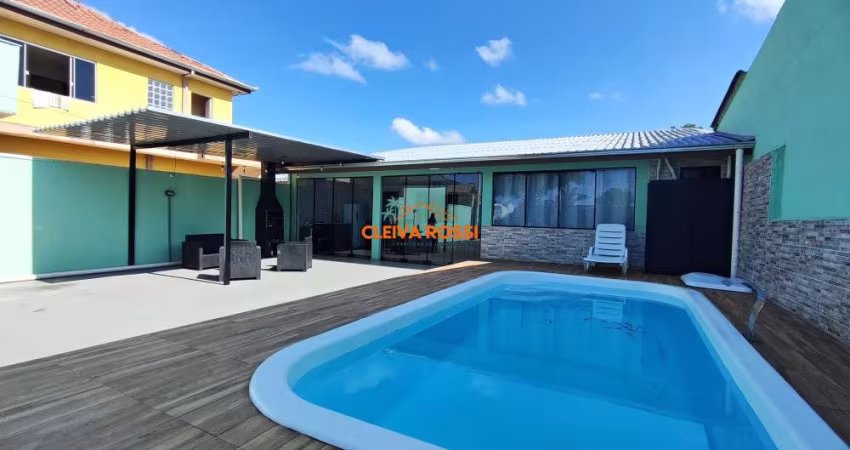 Casa a Venda Com Piscina e Mobiliada