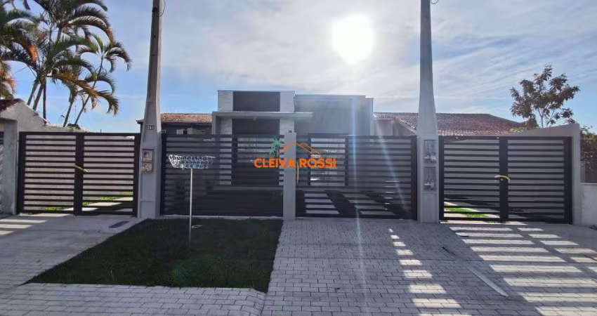 Linda Casa á Venda Com Suíte Pontal do Paraná