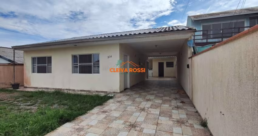 Casa á Venda com 02 Suítes e Piscina  Pontal do Paraná