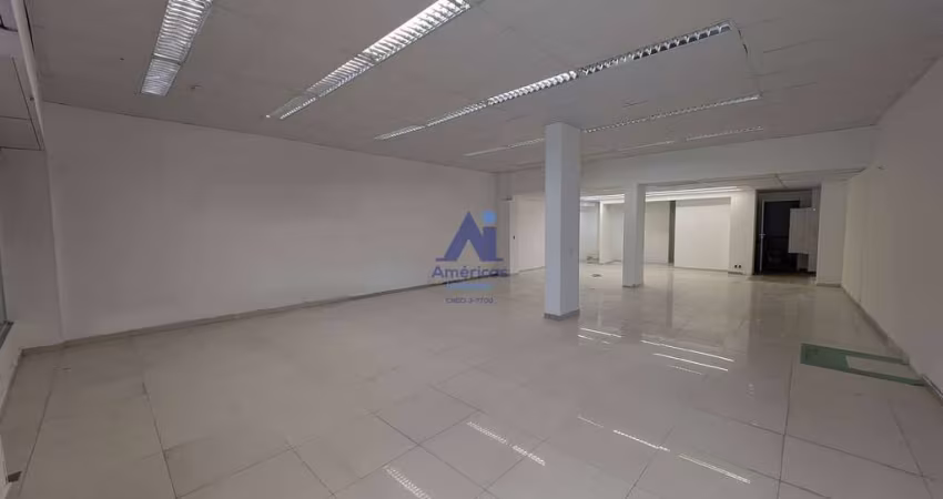 Loja no Prédio do Sergio Franco - Alfredo Balthazar, Recreio dos Bandeirantes, Rio de Janeiro, RJ