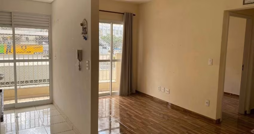 Apartamento com 2 dormitórios à venda, 52 m² por R$ 280.000,00 - Centro - Americana/SP