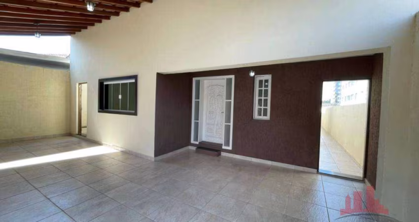Casa com 4 dormitórios à venda, 250 m² por R$ 840.000,00 - Frezzarin - Americana/SP
