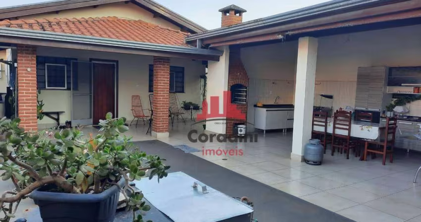 Casa com 4 dormitórios à venda, 210 m² por R$ 585.000,00 - Jardim Santa Rosa - Nova Odessa/SP
