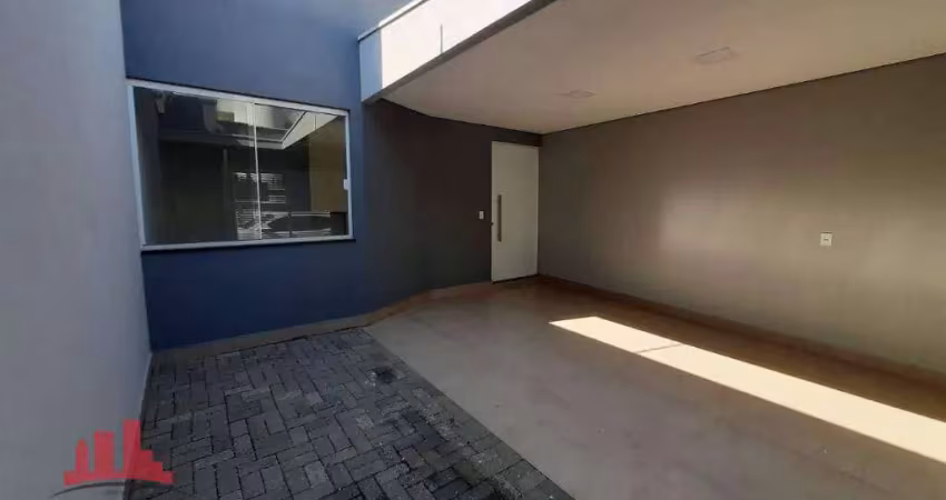 Casa com 3 dormitórios à venda, 134 m² por R$ 700.000,00 - Parque Universitário - Americana/SP