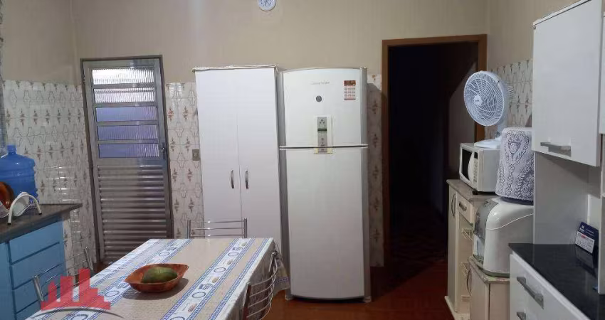 Casa com 2 dormitórios à venda, 102 m² por R$ 360.000,00 - Vila Biasi - Americana/SP