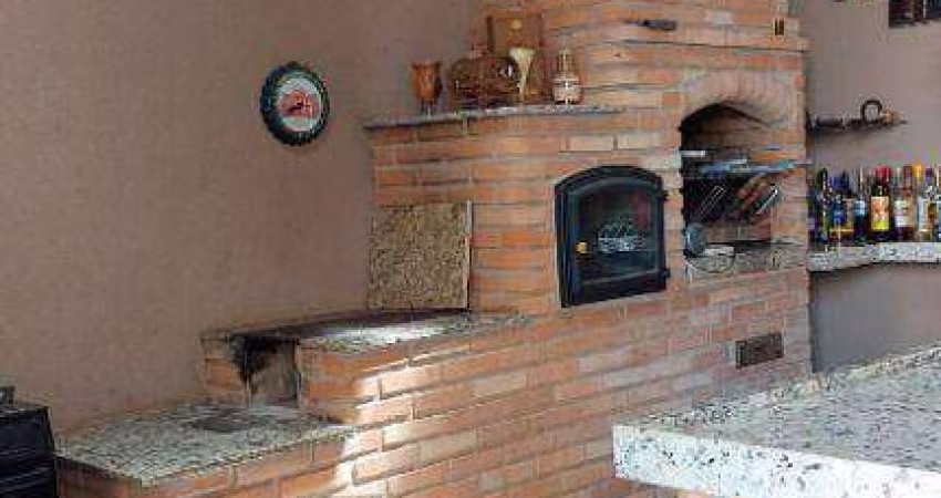 Casa com 3 dormitórios à venda, 200 m² por R$ 695.000,00 - Jardim dos Lagos - Nova Odessa/SP