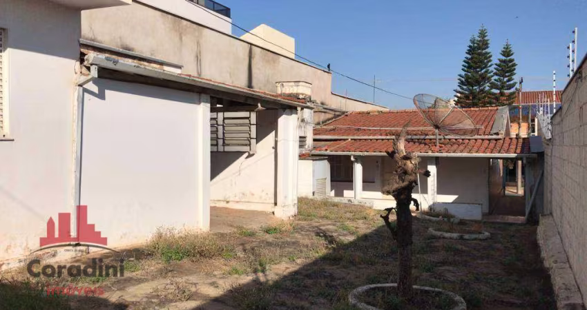 Casa com 5 dormitórios à venda, 250 m² por R$ 900.000,00 - Vila Jones - Americana/SP