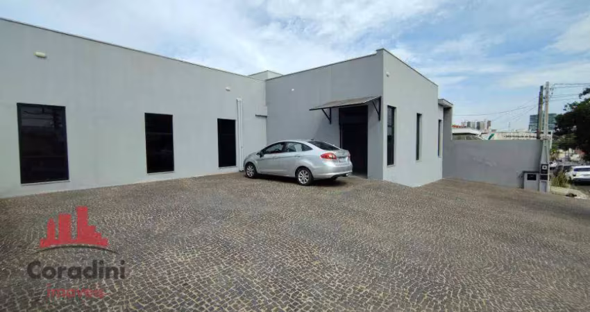 Casa comercial com 12 salas para alugar na Rua Achiles Zanaga, Vila Medon, Americana