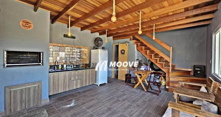 Casa com 2 dormitórios à venda, 69 m² por R$ 550.000,00 - Distrito Industrial - Cachoeirinha/RS