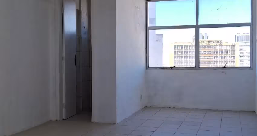 Duas conjugadas 35mil e as outras duas 40mil valores abaixo do preço de mercado, tenho 4 salas para vender, duas conjugadas e as outras duas conjugadas