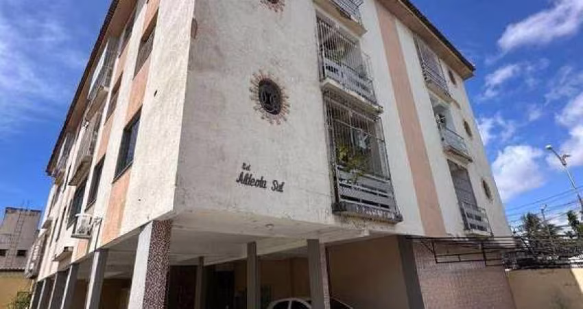 Apartamento com 3 dormitórios à venda, 100 m² por R$ 299.000,00 - Cidade dos Funcionários - Fortaleza/CE