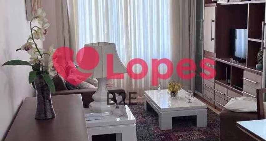 Apartamento de 2 quartos com armários embutidos na Praça Seca
