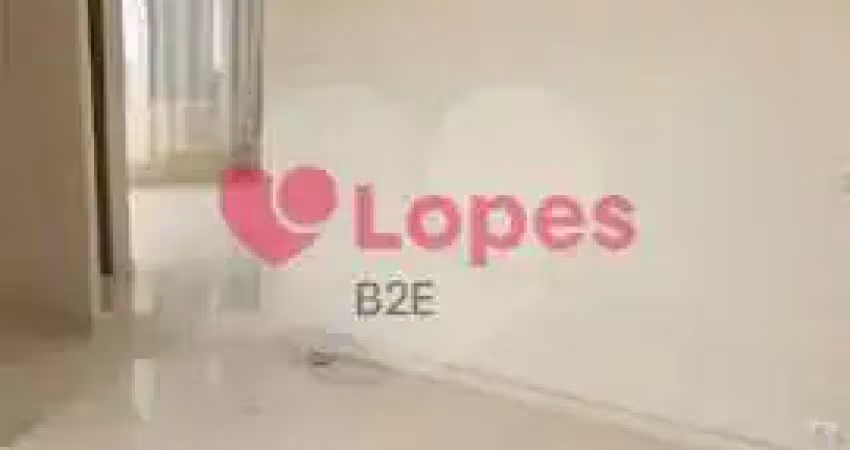 Apartamento no centro da freguesia (jacarepagua) vazio