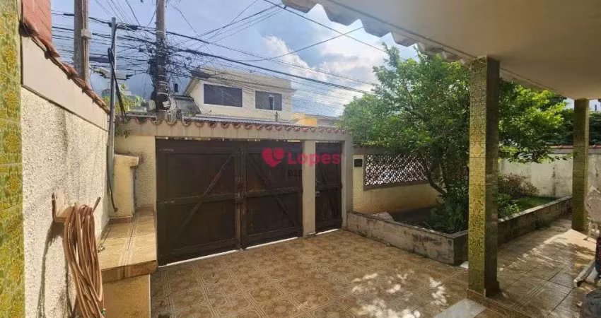 Casa com 3 quartos à venda na Rua Mata Grande, --, Vila Valqueire, Rio de Janeiro