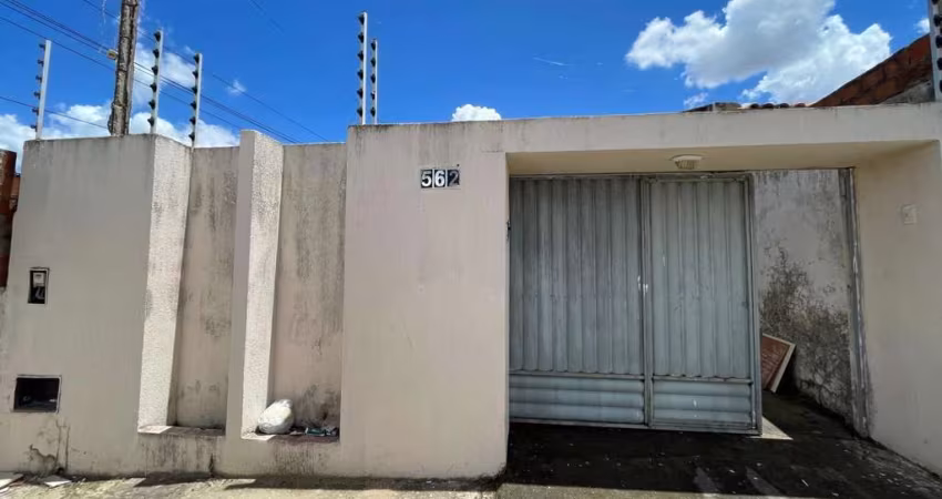 Casa para Venda em Arapiraca, Massaranduba, 3 dormitórios, 1 suíte, 2 banheiros, 1 vaga