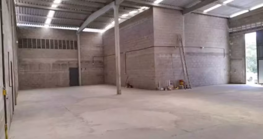 Barracão / Galpão / Depósito com 2 salas para alugar no Pirajá, Salvador 