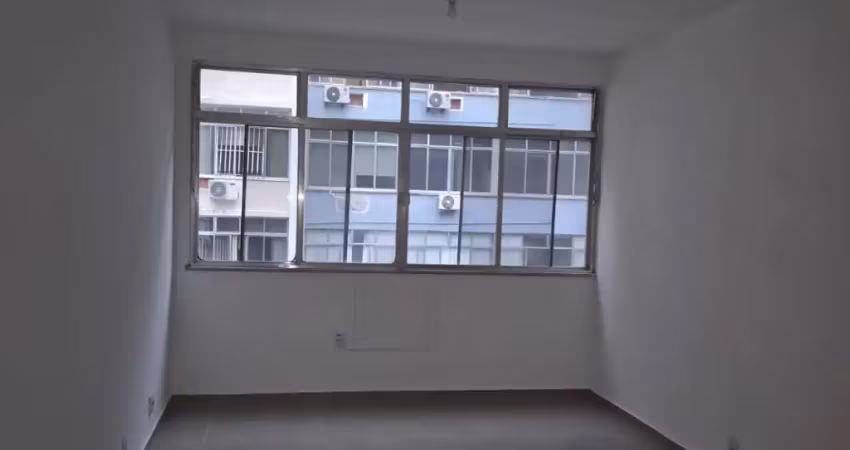 Niterói    - Icaraí  apt 02 qts