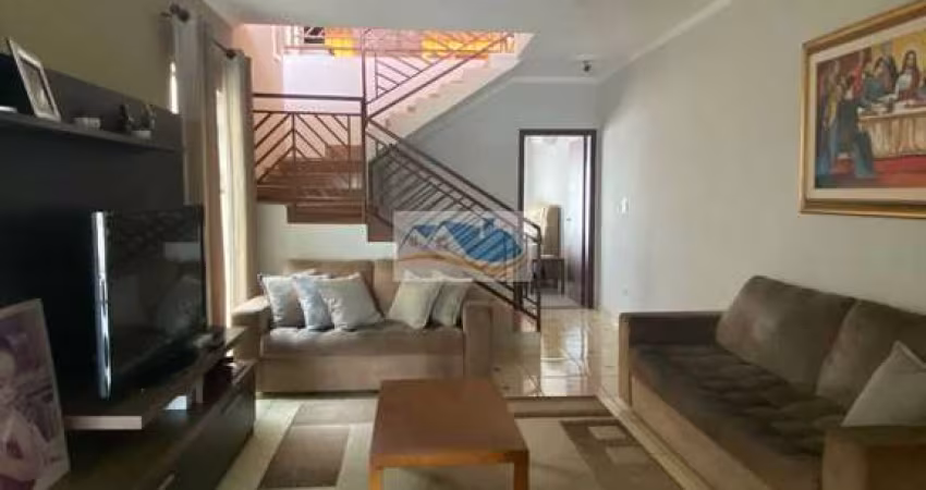 Casa Sobrado em Jardim Karolyne, Votorantim/SP
