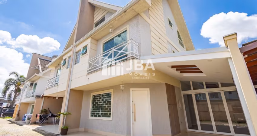 TRIPLEX EM ÓTIMA LOCALIZAÇÃO NO BOQUEIRÃO