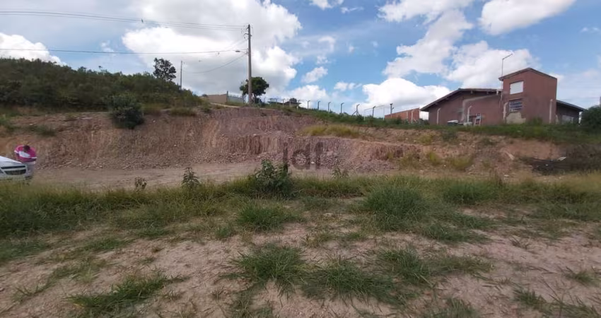 Terreno de 6000m² pronto para construir - Futuro Condomínio Fechado com implantação de sistemas de segurança.