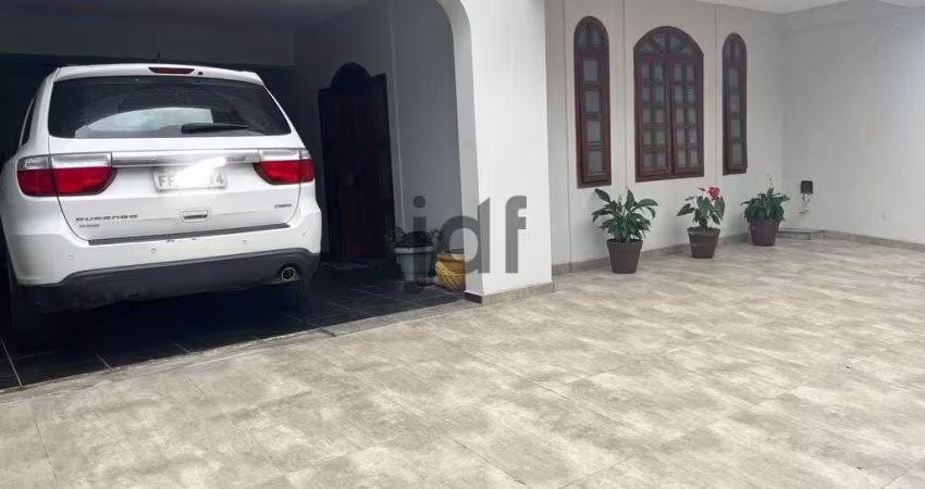 Sobrado Padrão em São Roque