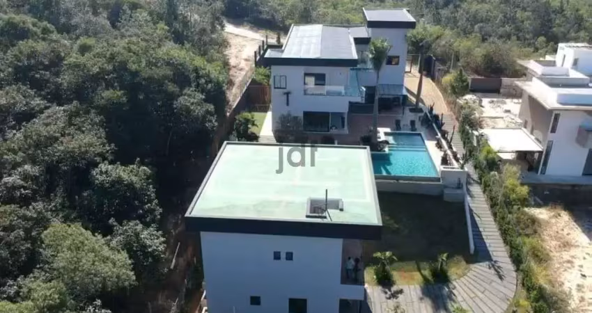 Chácara Residencial Porta do Sol  casa de altíssimo padrão Linda casa de altíssimo padrão com 9 suítes, cinema, sala de jantar, sala de estar, academia, área gourmet, sala de jogos, Piscina, Academia 