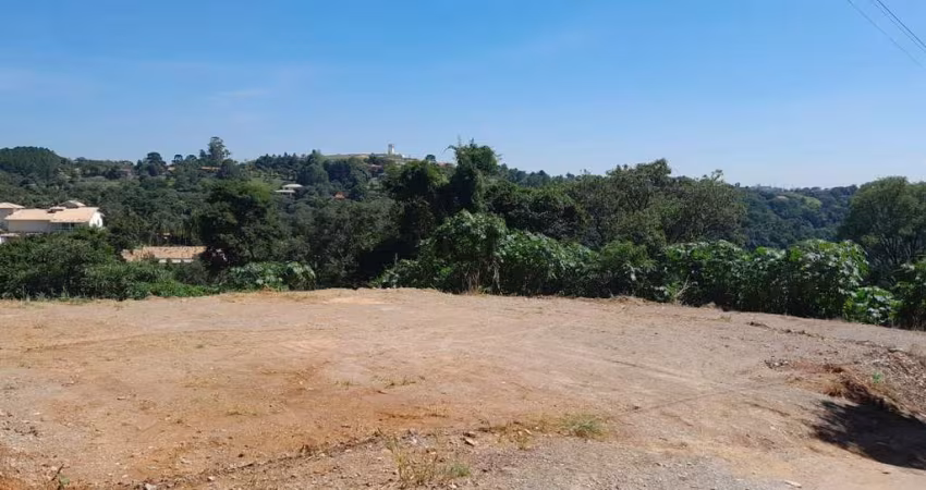 Terreno com 2000 m2 e terraplanado