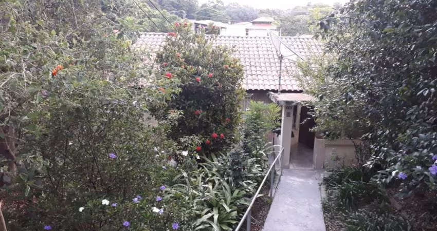 Casa Alvenaria em Centro, Mairinque/SP