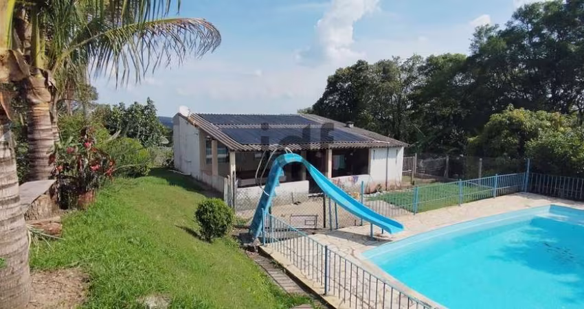 Chácara à Venda em São Roque, próximo ao Centro. Oportunidade de Negócio.