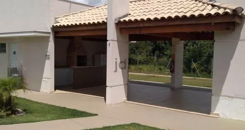 Casa em Condomínio Terras de São Francisco  Casa Térrea  112 metros de área construída  Terreno 8x20 ( 160 MTS )  3 dormitórios  1 suíte  Sala com pé direito alto. carro até 50 mil e terreno em condom
