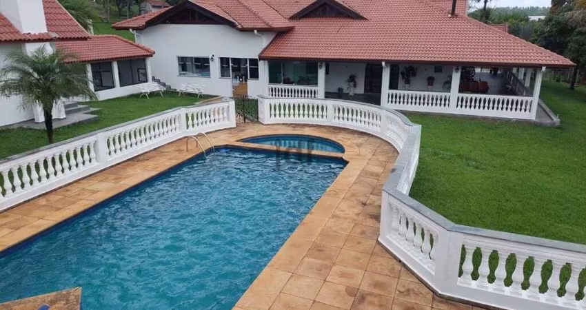Chácara em condominio com 7000 m2 de terreno
